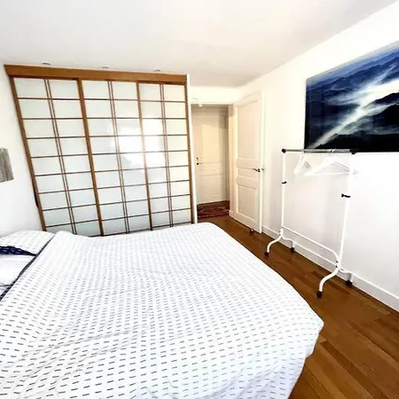L'appartement La Petite Parenthese A Feydeau شقة *